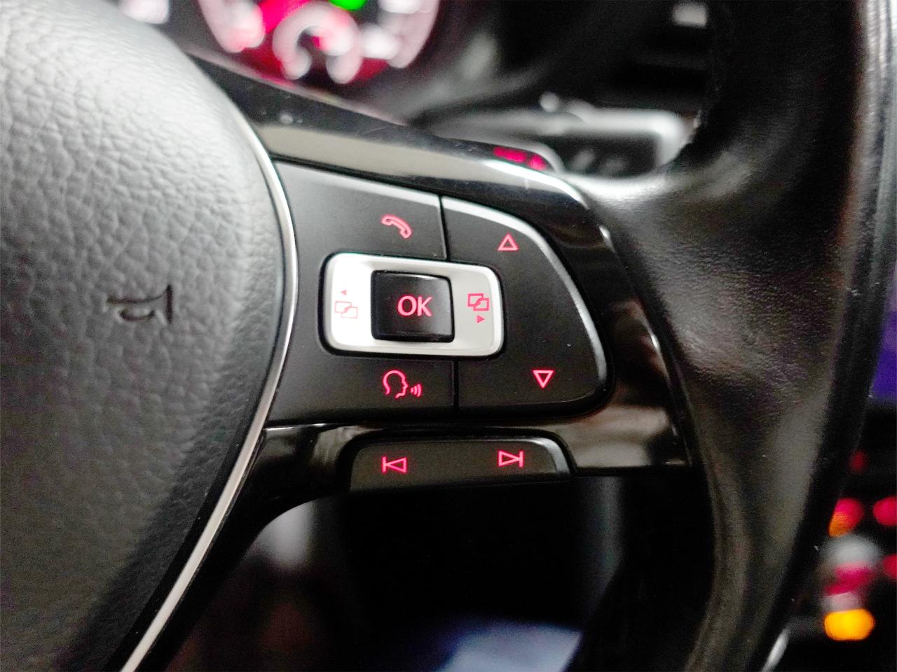 2020 Volkswagen Passat EXECLINE | R-LINE | Nav | Leather | Sunroof | BSM