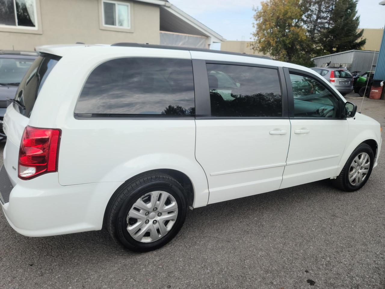 2017 Dodge Grand Caravan SXT, STO&GO, 7 PASS, POWER GROUP, A/C, 163 KM - Photo #4