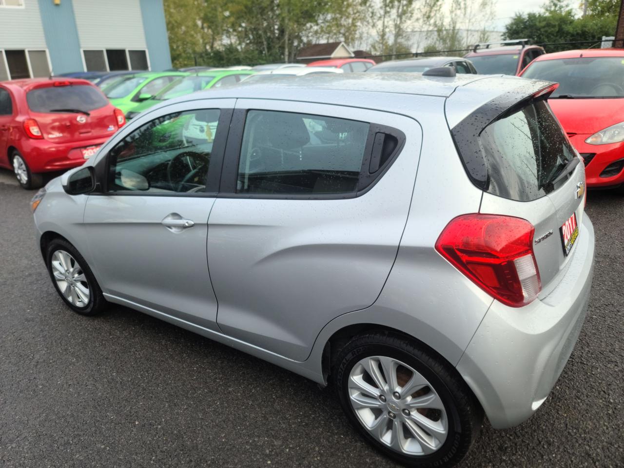 2017 Chevrolet Spark LT, AUTO, REAR VIEW CAMERA, BLUETOOTH, 76 KM - Photo #6
