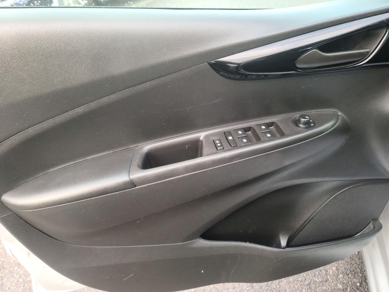 2017 Chevrolet Spark LT, AUTO, REAR VIEW CAMERA, BLUETOOTH, 76 KM - Photo #12