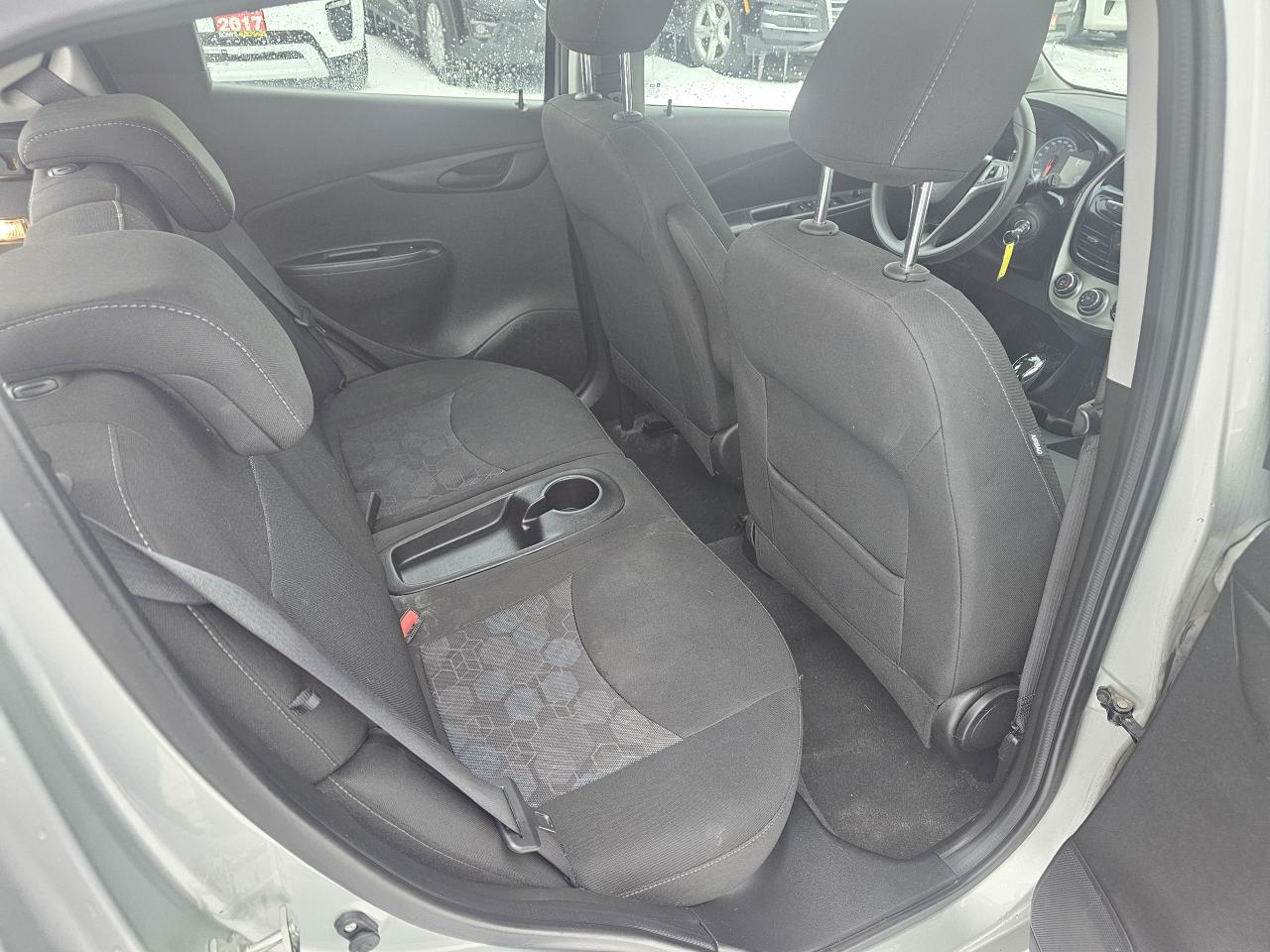 2017 Chevrolet Spark LT, AUTO, REAR VIEW CAMERA, BLUETOOTH, 76 KM Photo