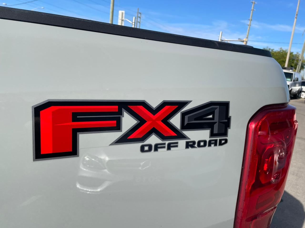 2021 Ford Ranger XLT 4WD SuperCrew 5' Box FX4 NO ACCIDENT NEW TIRES Photo2