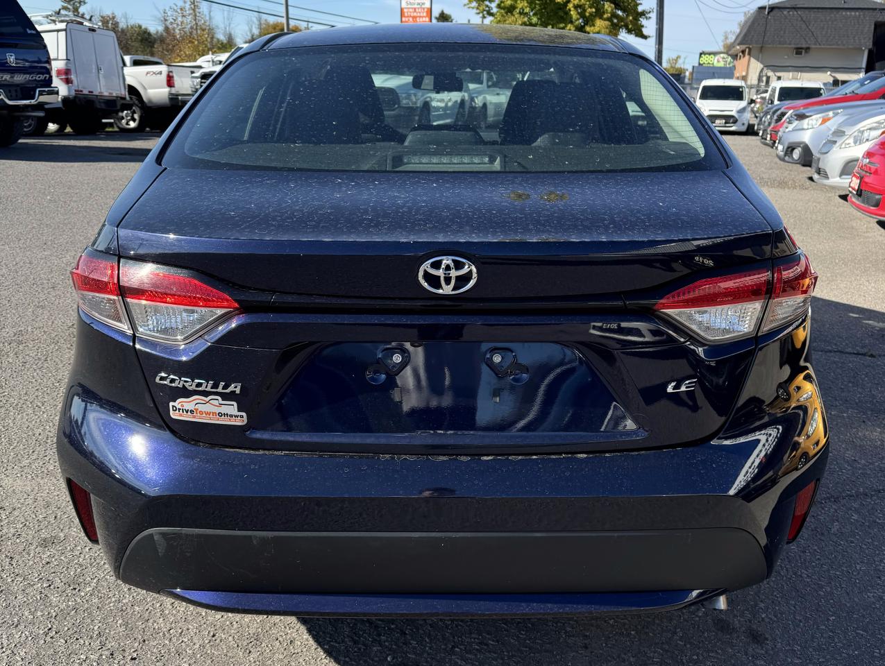 2020 Toyota Corolla LE Photo4