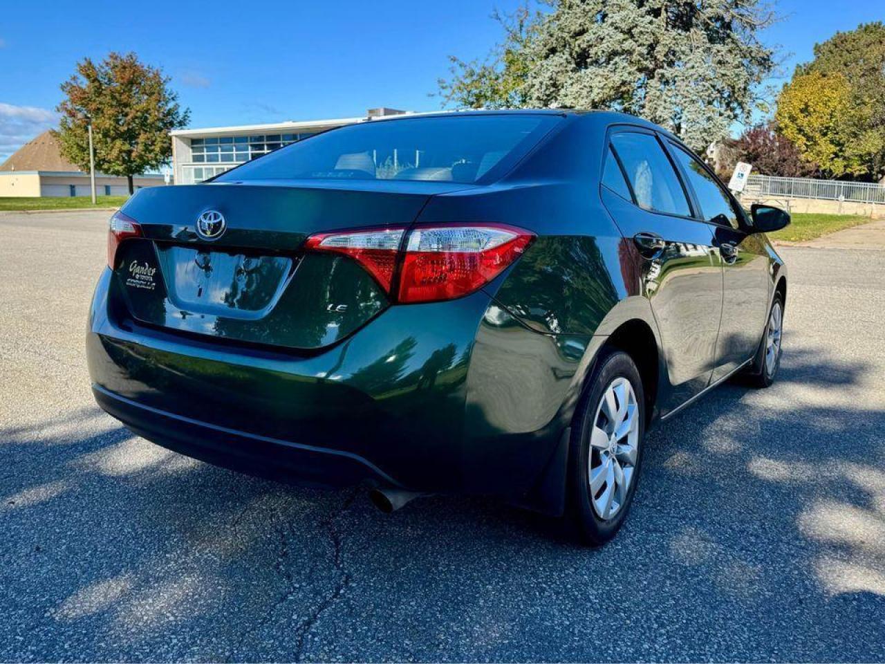 2016 Toyota Corolla 4dr Sdn CVT LE - Photo #17