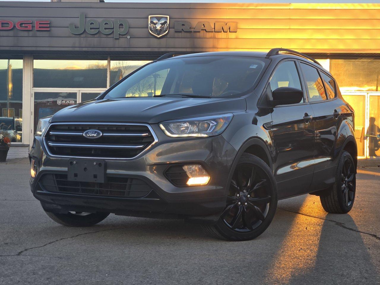 Used 2019 Ford Escape SE for sale in London, ON