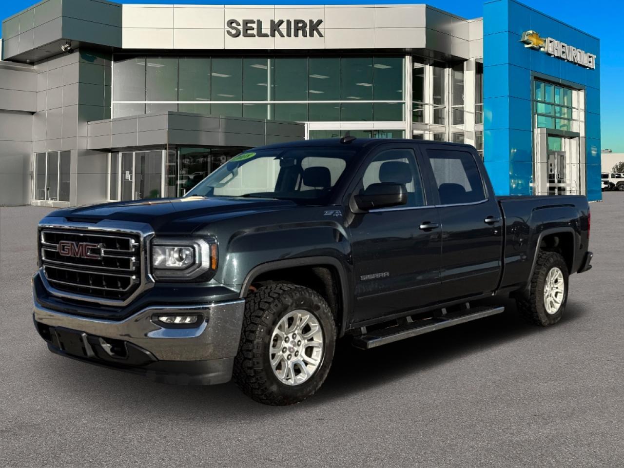 Used 2018 GMC Sierra 1500 SLE for sale in Selkirk, MB