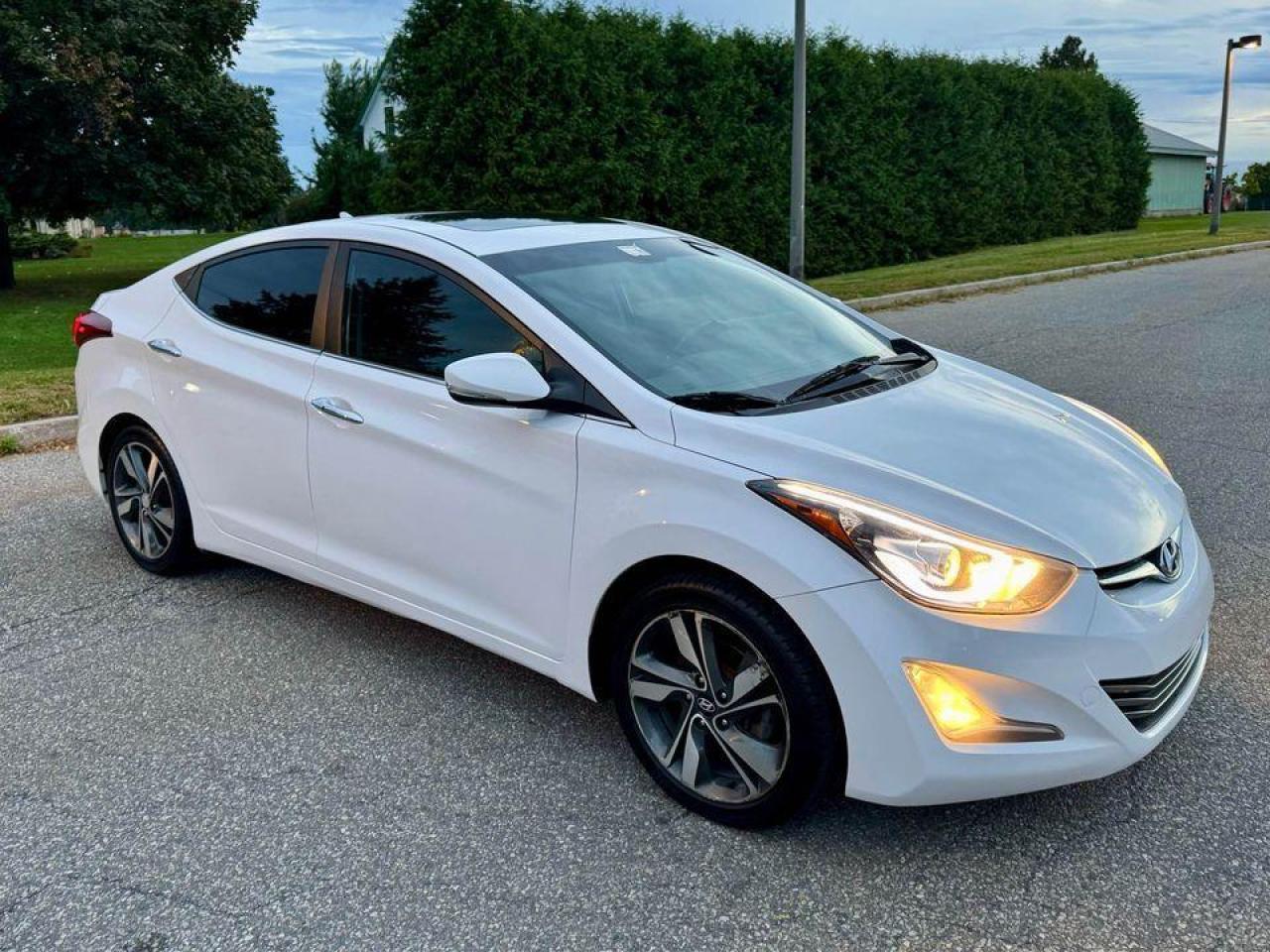 2016 Hyundai Elantra Limited / Navi - Photo #11