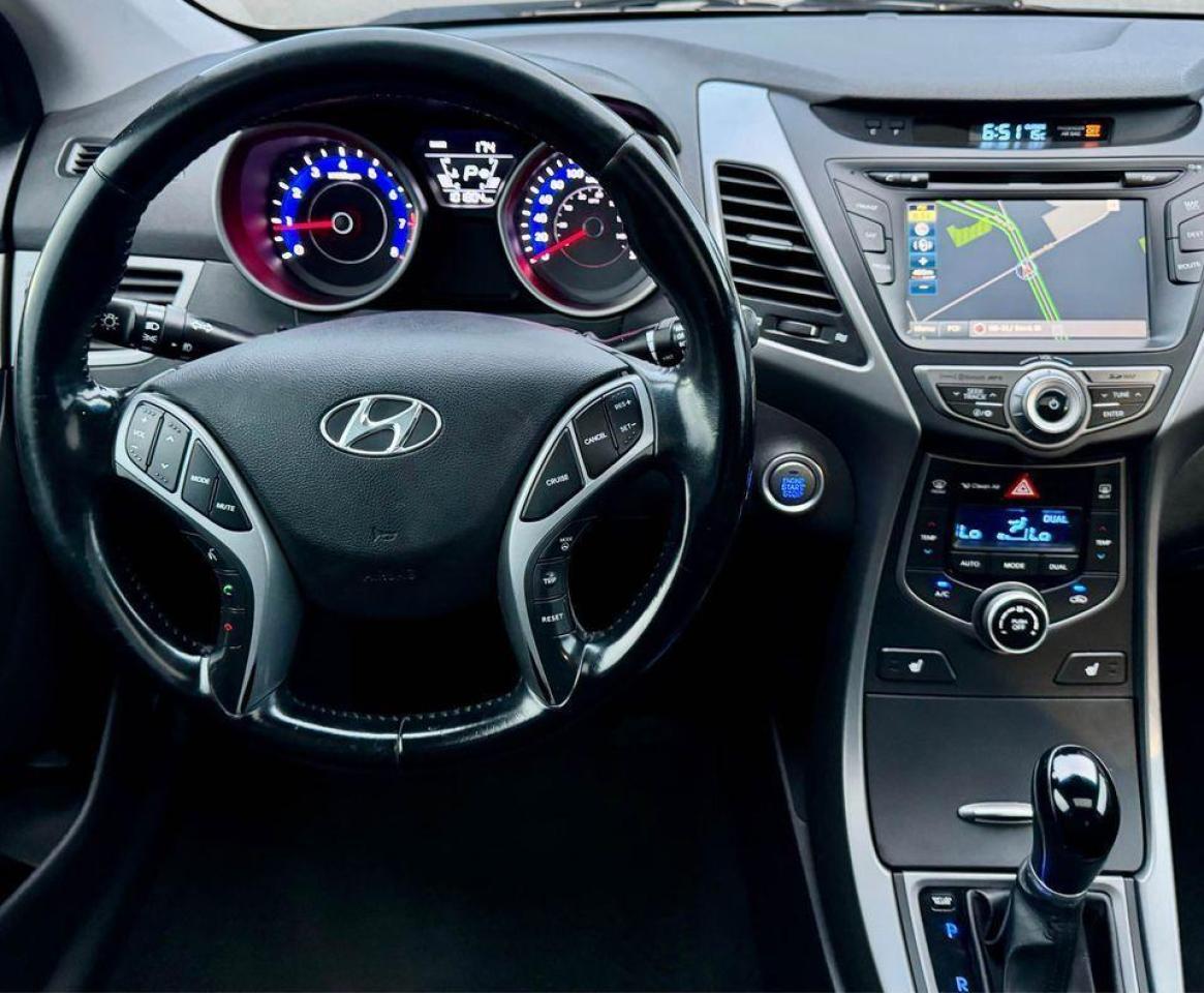 2016 Hyundai Elantra Limited / Navi Photo2