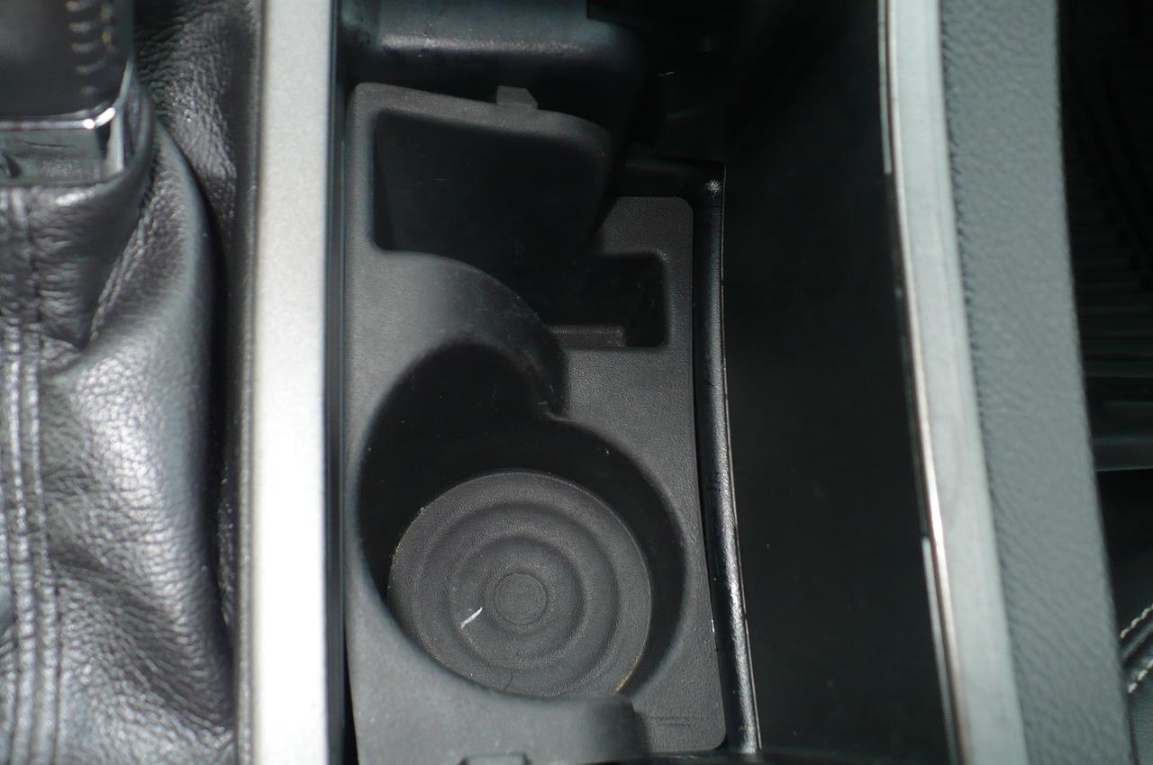 2010 Ford Taurus 4DR SDN SEL FWD Photo