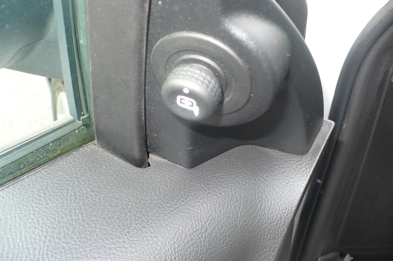 2010 Ford Taurus 4DR SDN SEL FWD Photo