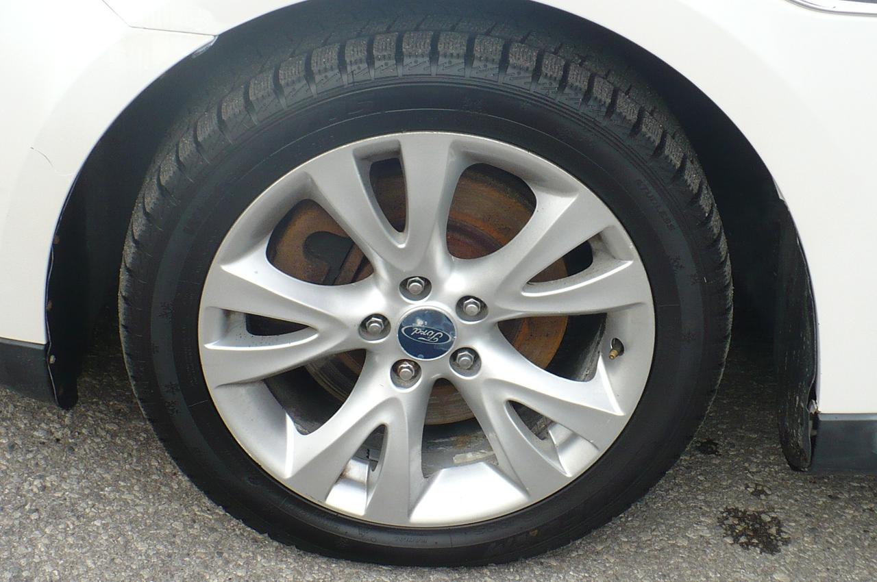 2010 Ford Taurus 4DR SDN SEL FWD Photo