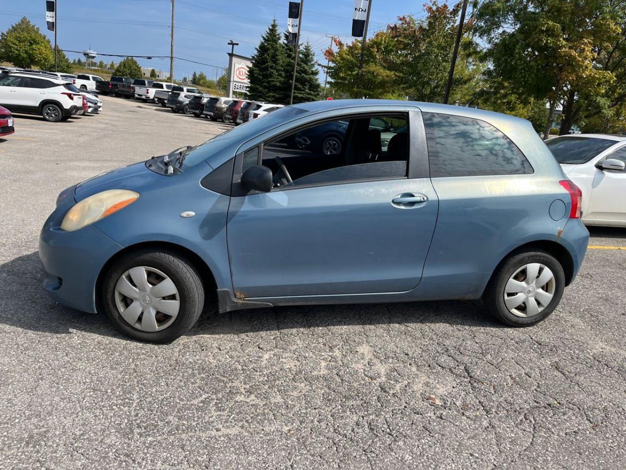 2008 Toyota Yaris CE Photo2