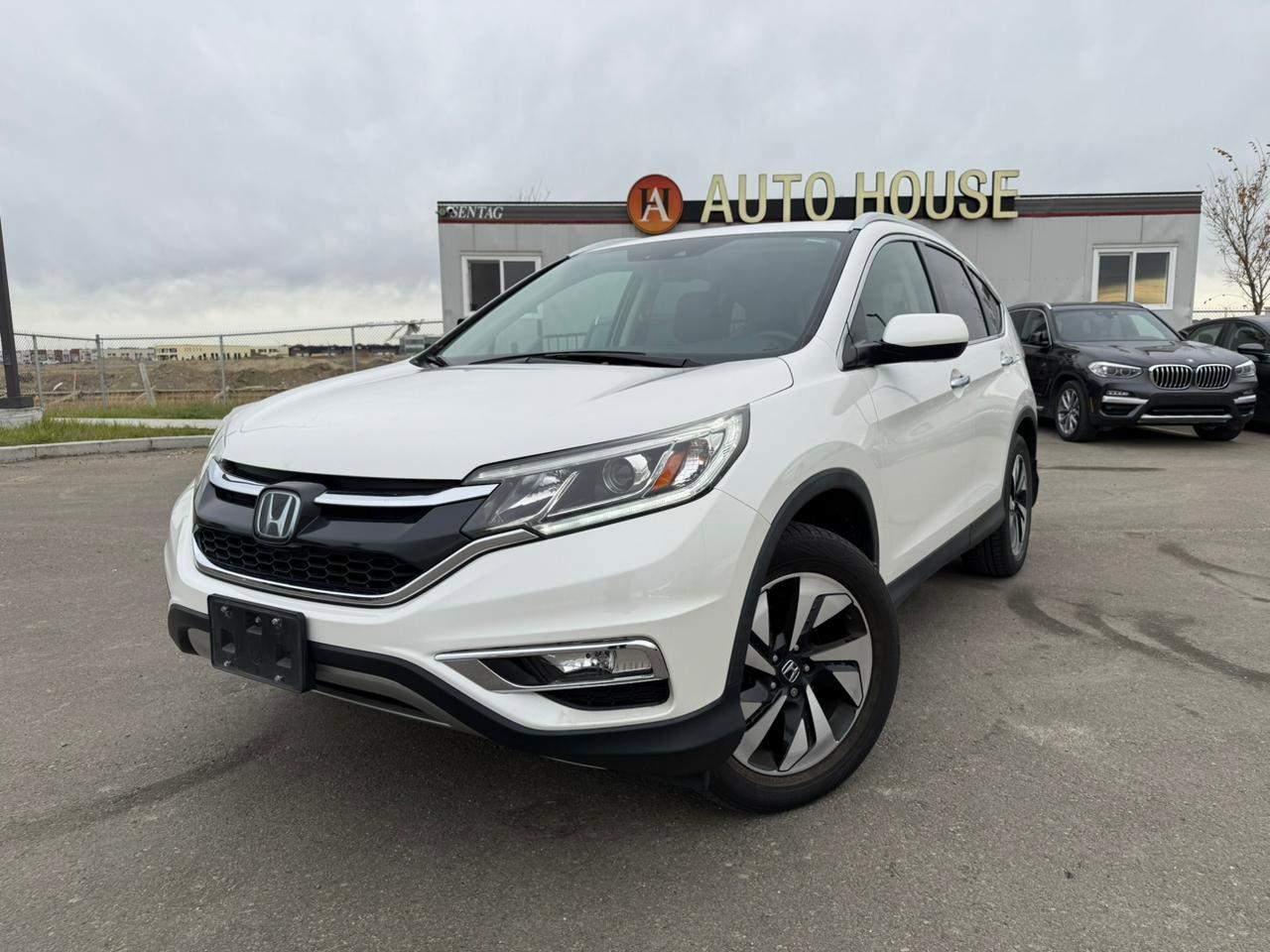 Used 2015 Honda CR-V Touring | LEATHER SEAT | BACKUP CAMERA | NAGIVATION | PUSH START | SUNROOF for sale in Calgary, AB