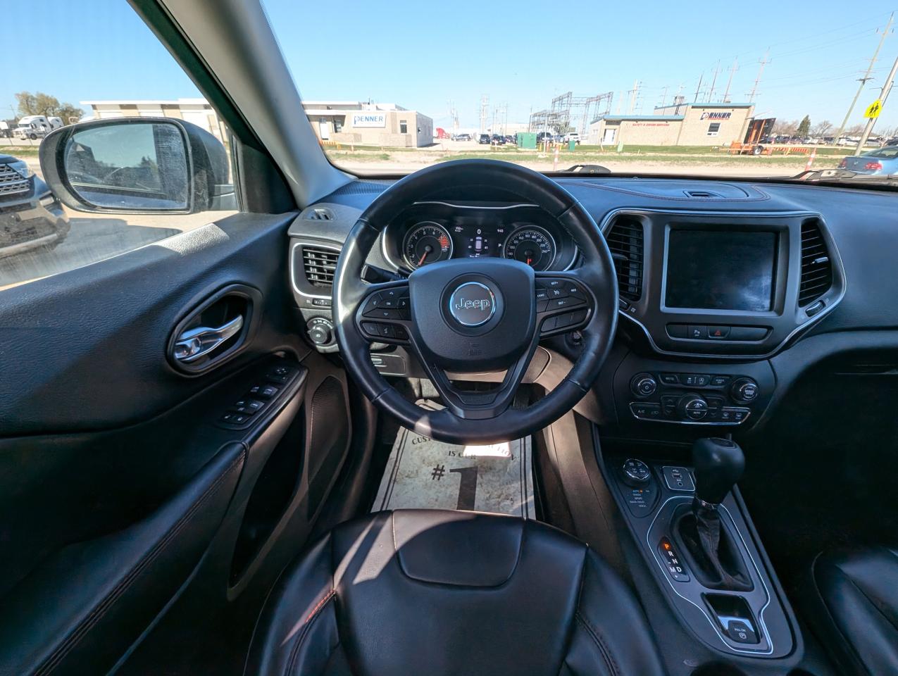 2019 Jeep Cherokee Trailhawk | Command Start | Leather | Htd Steering - Photo #9