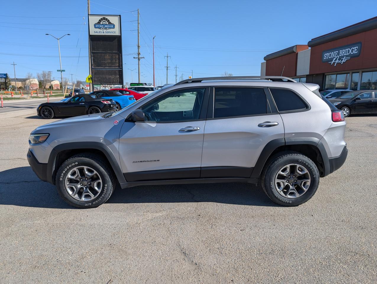 2019 Jeep Cherokee Trailhawk | Command Start | Leather | Htd Steering - Photo #7