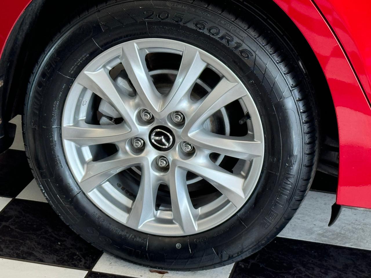 2016 Mazda MAZDA3 GS+GPS+Heated Seats+New Tires+Brakes+CLEAN CARFAX Photo115