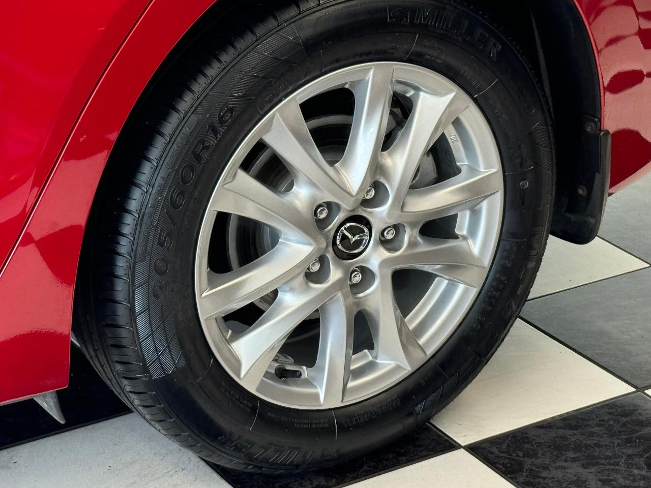 2016 Mazda MAZDA3 GS+GPS+Heated Seats+New Tires+Brakes+CLEAN CARFAX - Photo #52