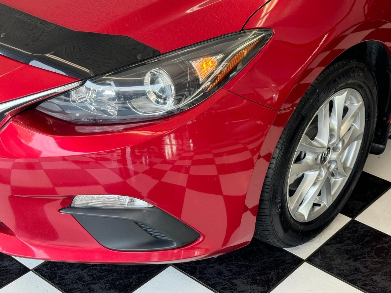 2016 Mazda MAZDA3 GS+GPS+Heated Seats+New Tires+Brakes+CLEAN CARFAX Photo97