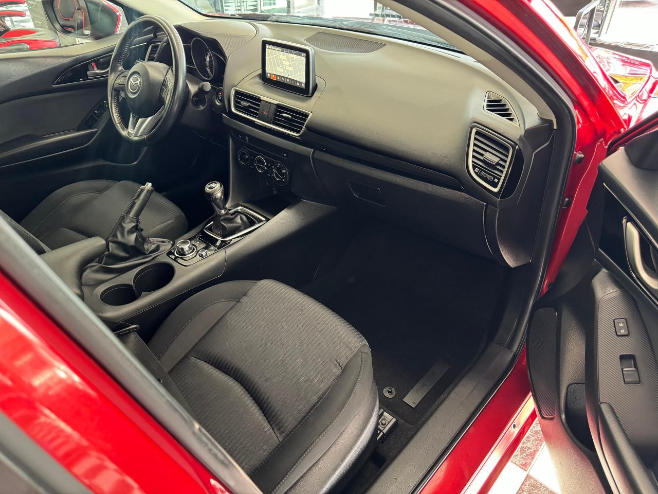 2016 Mazda MAZDA3 GS+GPS+Heated Seats+New Tires+Brakes+CLEAN CARFAX - Photo #21