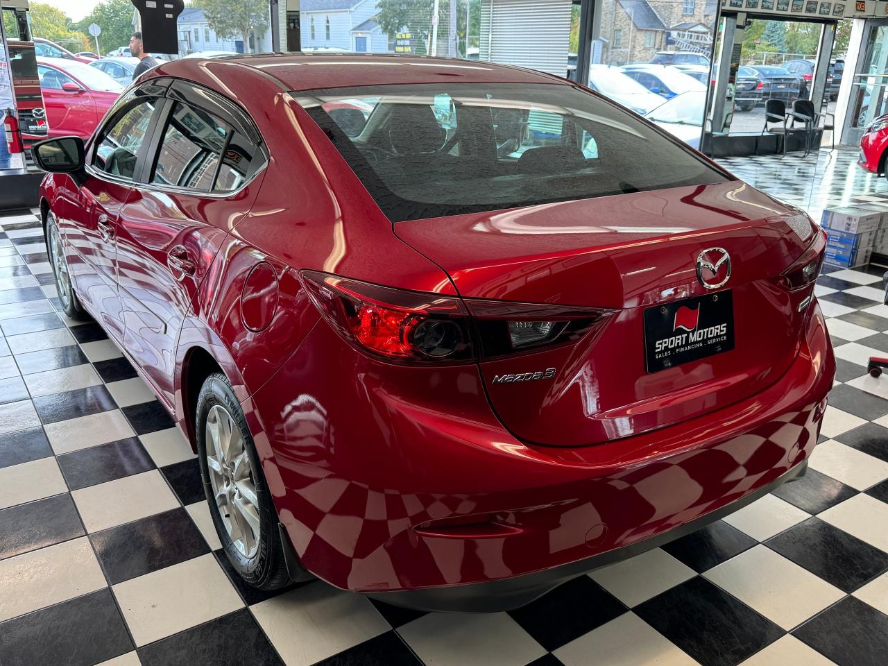 2016 Mazda MAZDA3 GS+GPS+Heated Seats+New Tires+Brakes+CLEAN CARFAX - Photo #5