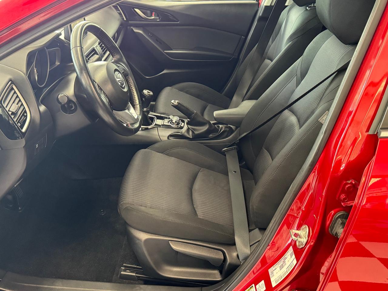 2016 Mazda MAZDA3 GS+GPS+Heated Seats+New Tires+Brakes+CLEAN CARFAX Photo81