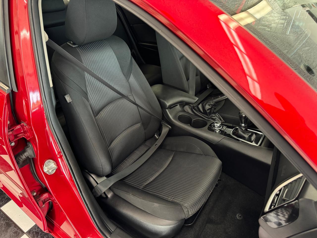 2016 Mazda MAZDA3 GS+GPS+Heated Seats+New Tires+Brakes+CLEAN CARFAX Photo85