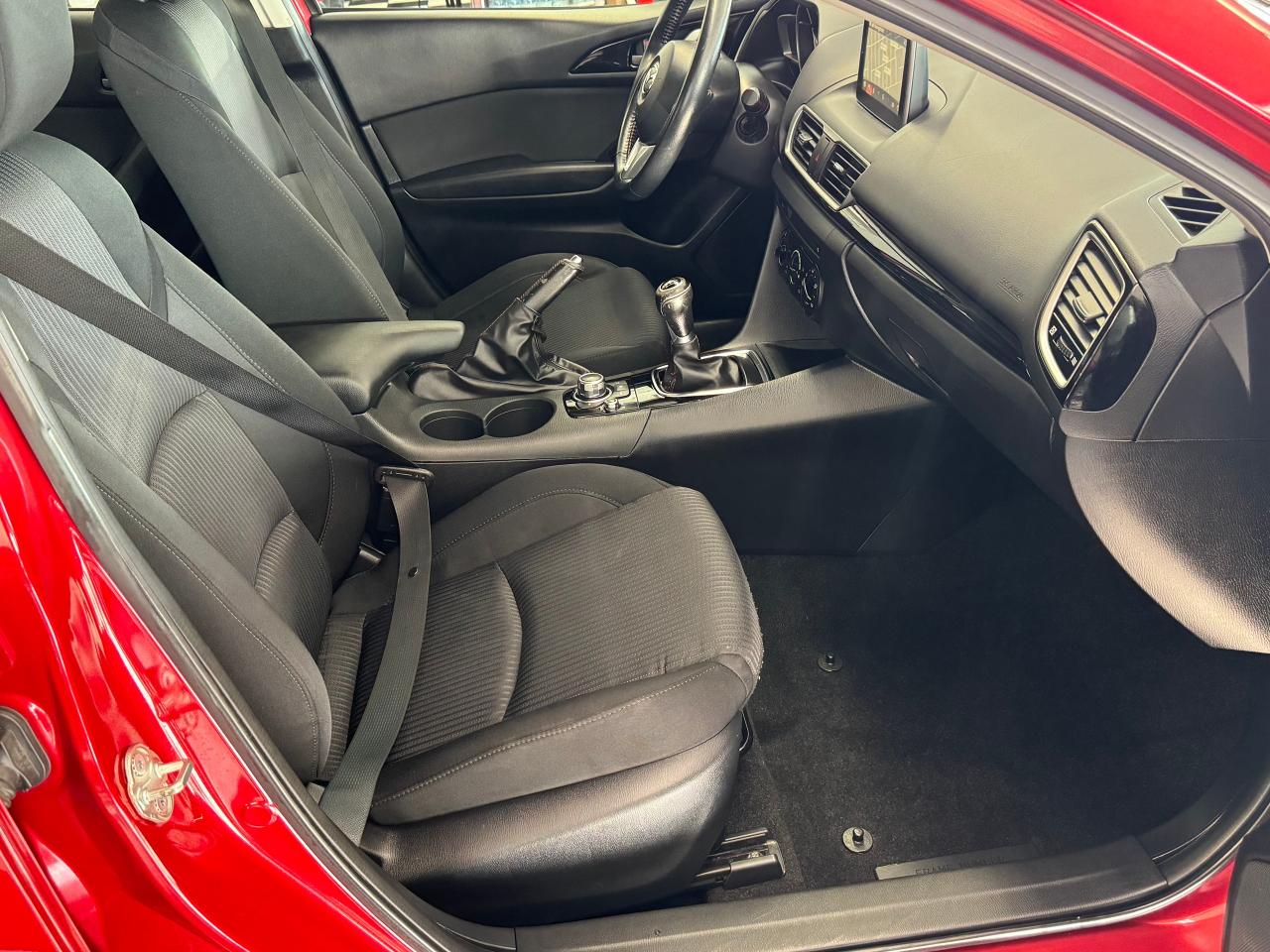 2016 Mazda MAZDA3 GS+GPS+Heated Seats+New Tires+Brakes+CLEAN CARFAX Photo84