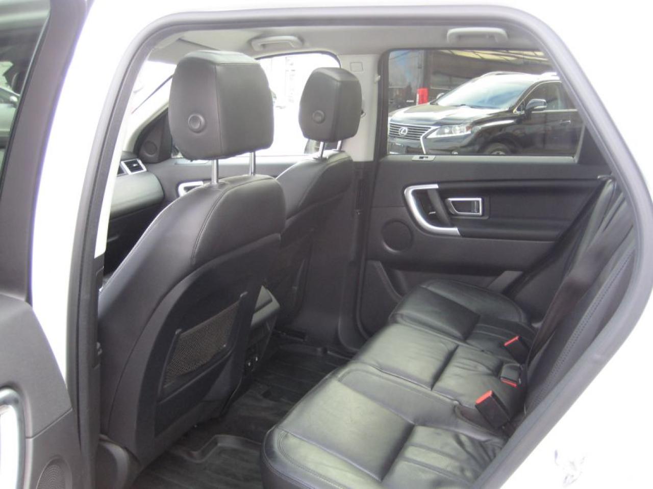 2017 Land Rover Discovery Sport HSE/NAVI/REAR CAM/PANO SUNROOF - Photo #17