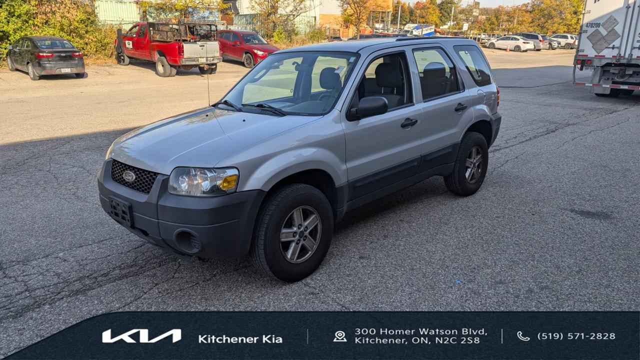 Used 2005 Ford Escape XLS 4Dr 2WD 4cy AS IS SALE - WHOLESALE PRICING! for sale in Kitchener, ON