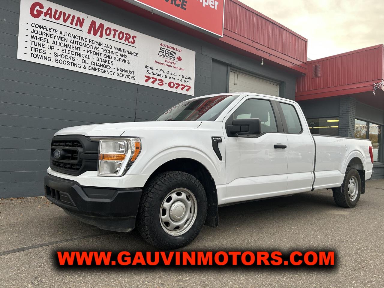 Used 2021 Ford F-150 XL 2WD, Supercab, 8' Box Loaded. Priced to Sell! for sale in Swift Current, SK