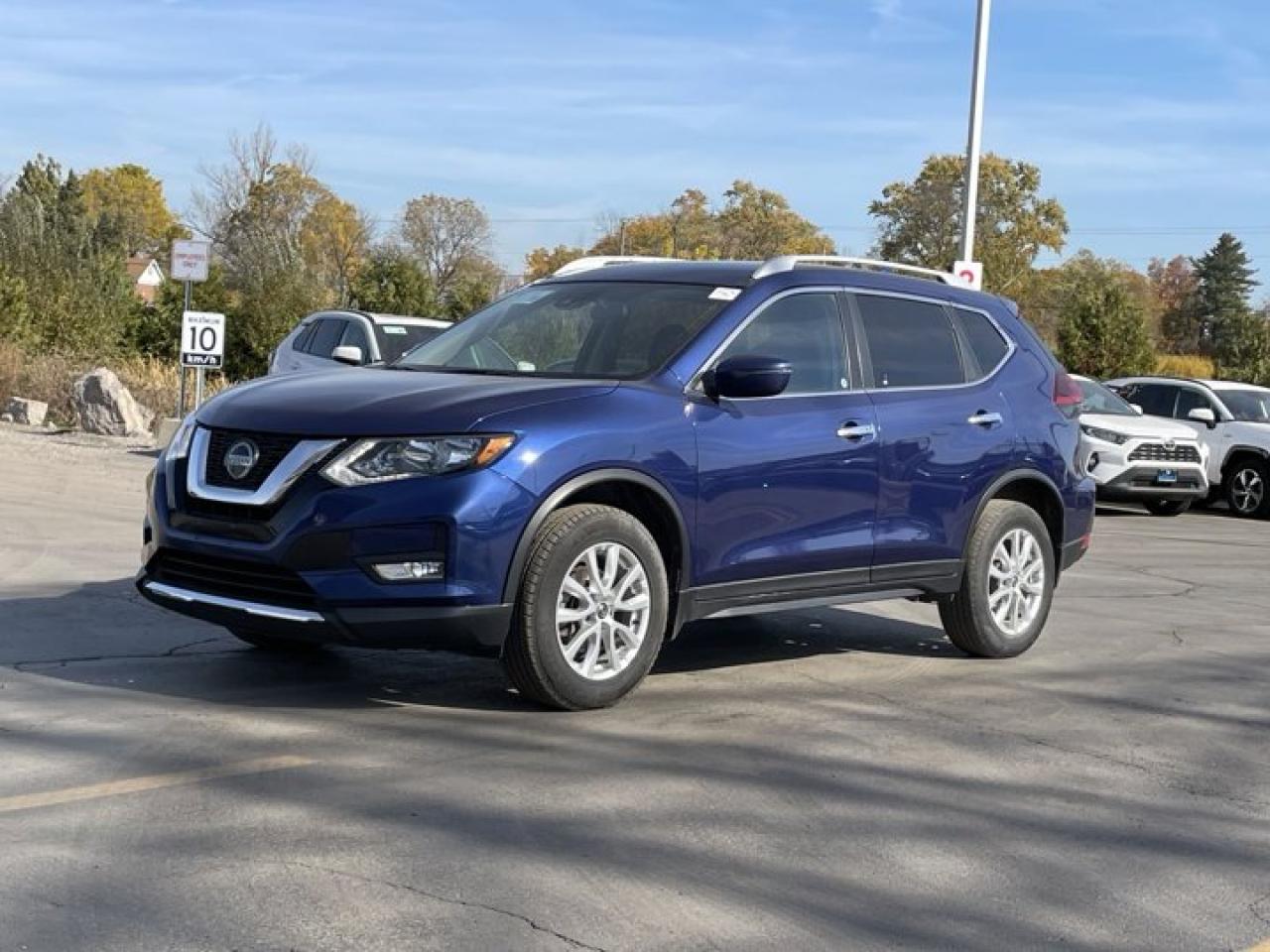 Used 2020 Nissan Rogue SV AWD, Heated Seats, Apple CarPlay & Android Auto,  Rear Camera, Alloy Wheels & More ! for sale in Guelph, ON