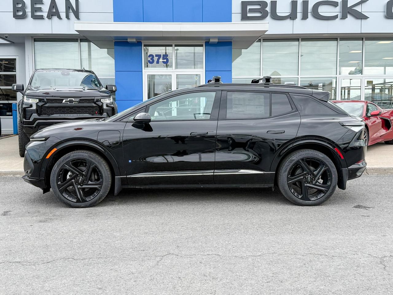 2025 Chevrolet Equinox EV RS FULLY ELECTRIC WITH REMOTE START/ENTRY, SUNROOF, HEATED SEATS, HEATED STEERING WHEEL, VENTILATED SEATS, POWER LIFTGATE, HD SURROUND VISION Photo