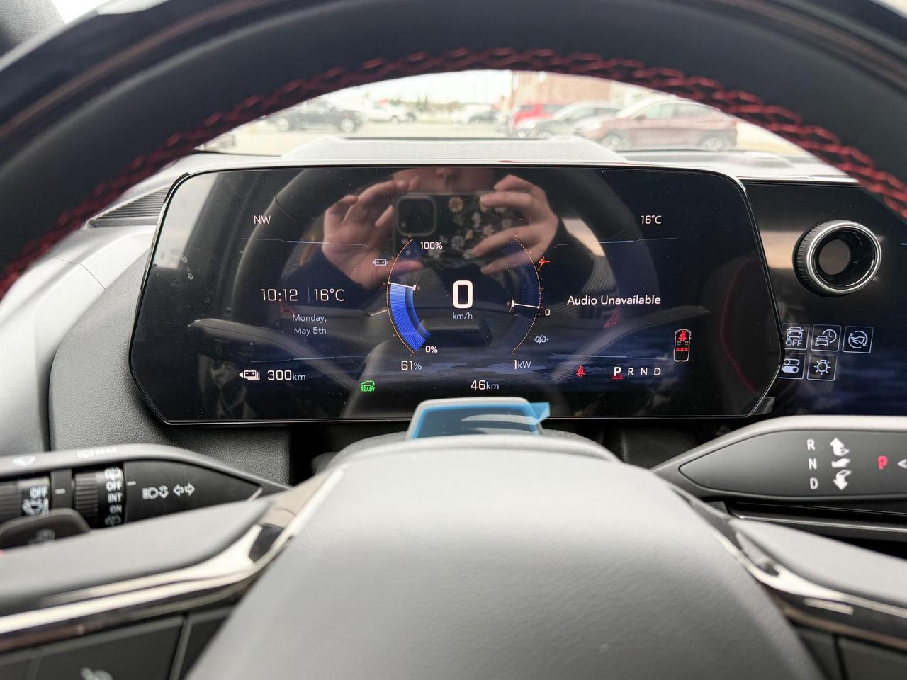 2025 Chevrolet Equinox EV RS FULLY ELECTRIC WITH REMOTE START/ENTRY, SUNROOF, HEATED SEATS, HEATED STEERING WHEEL, VENTILATED SEATS, POWER LIFTGATE, HD SURROUND VISION Photo