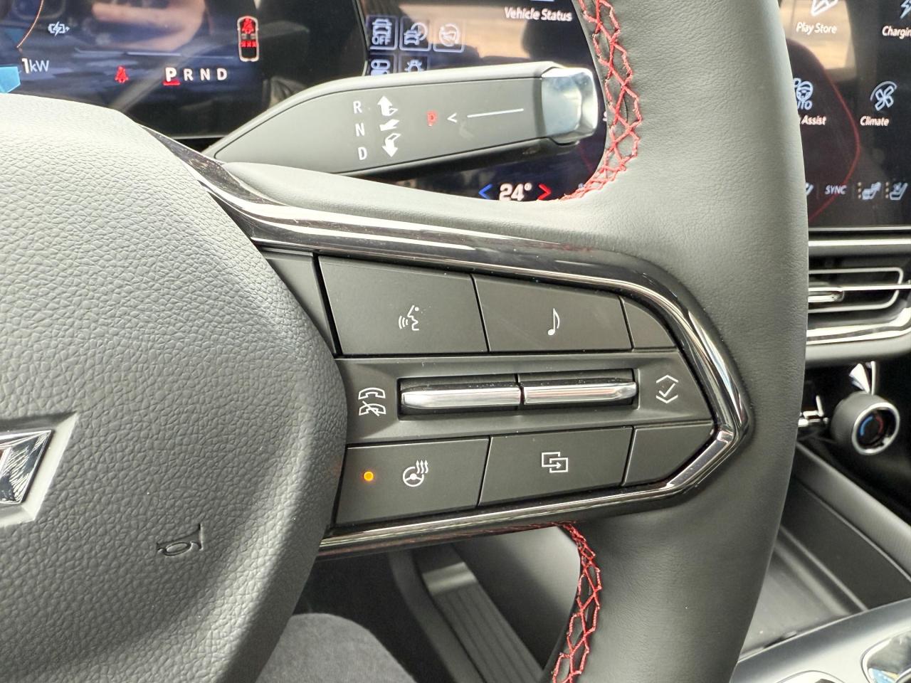 2025 Chevrolet Equinox EV RS FULLY ELECTRIC WITH REMOTE START/ENTRY, SUNROOF, HEATED SEATS, HEATED STEERING WHEEL, VENTILATED SEATS, POWER LIFTGATE, HD SURROUND VISION Photo