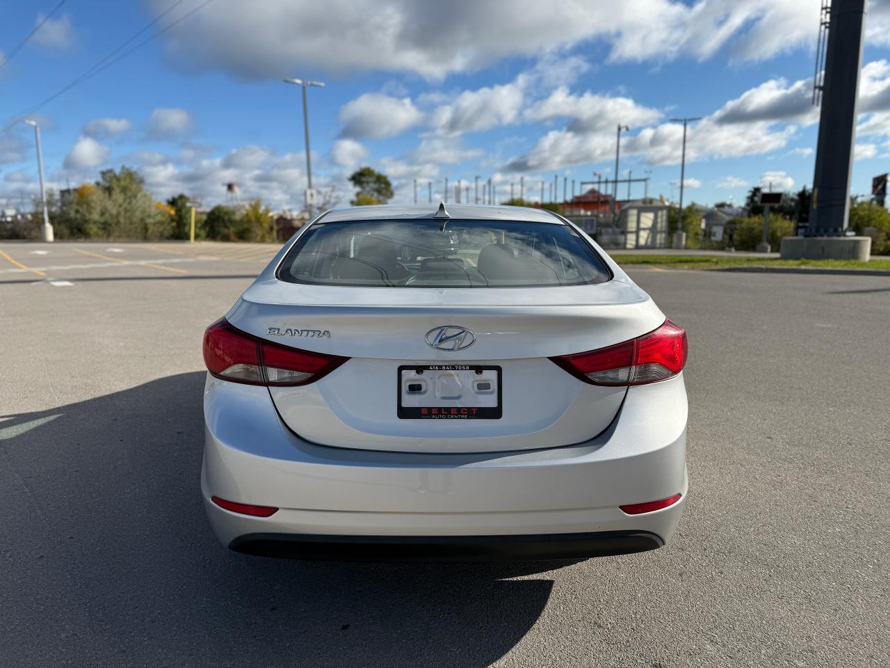 2015 Hyundai Elantra 4DR SDN AUTO GL - Photo #4