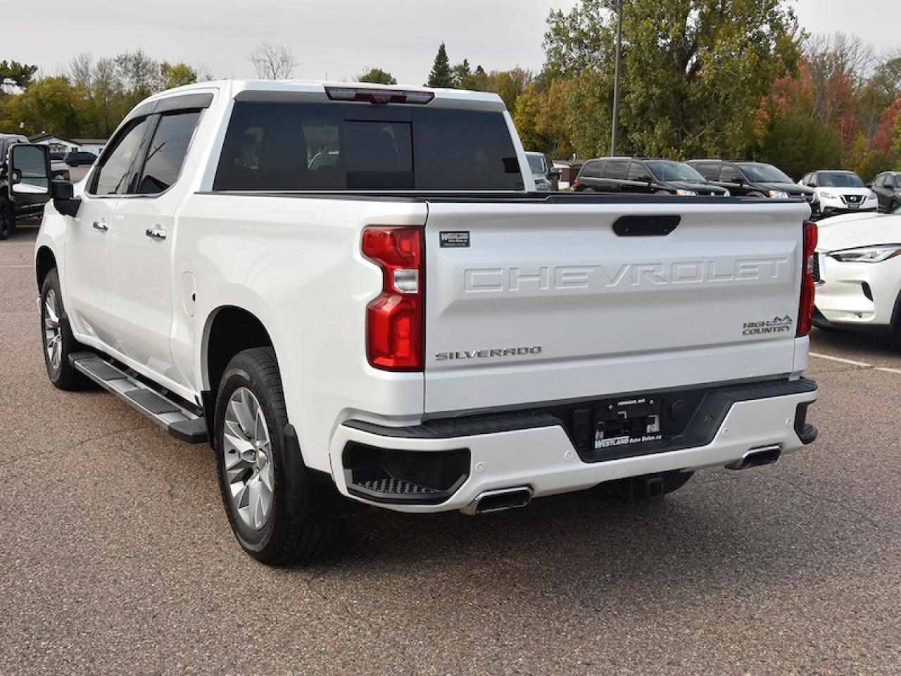 2021 Chevrolet Silverado 1500 4WD Crew Cab 147" High Country - Photo #4
