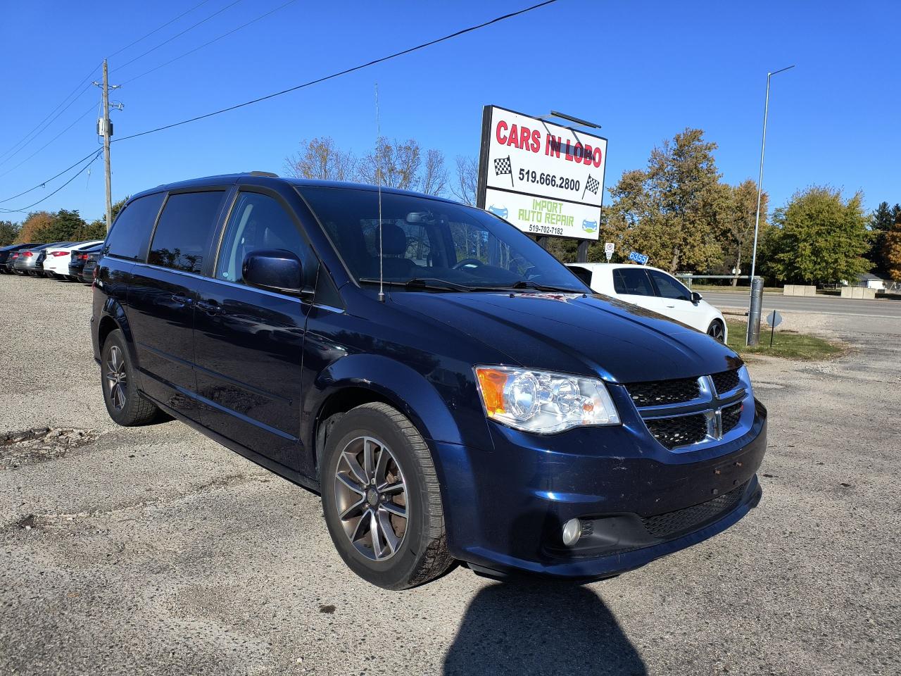 Used 2017 Dodge Grand Caravan SXT Premium Plus for sale in Komoka, ON