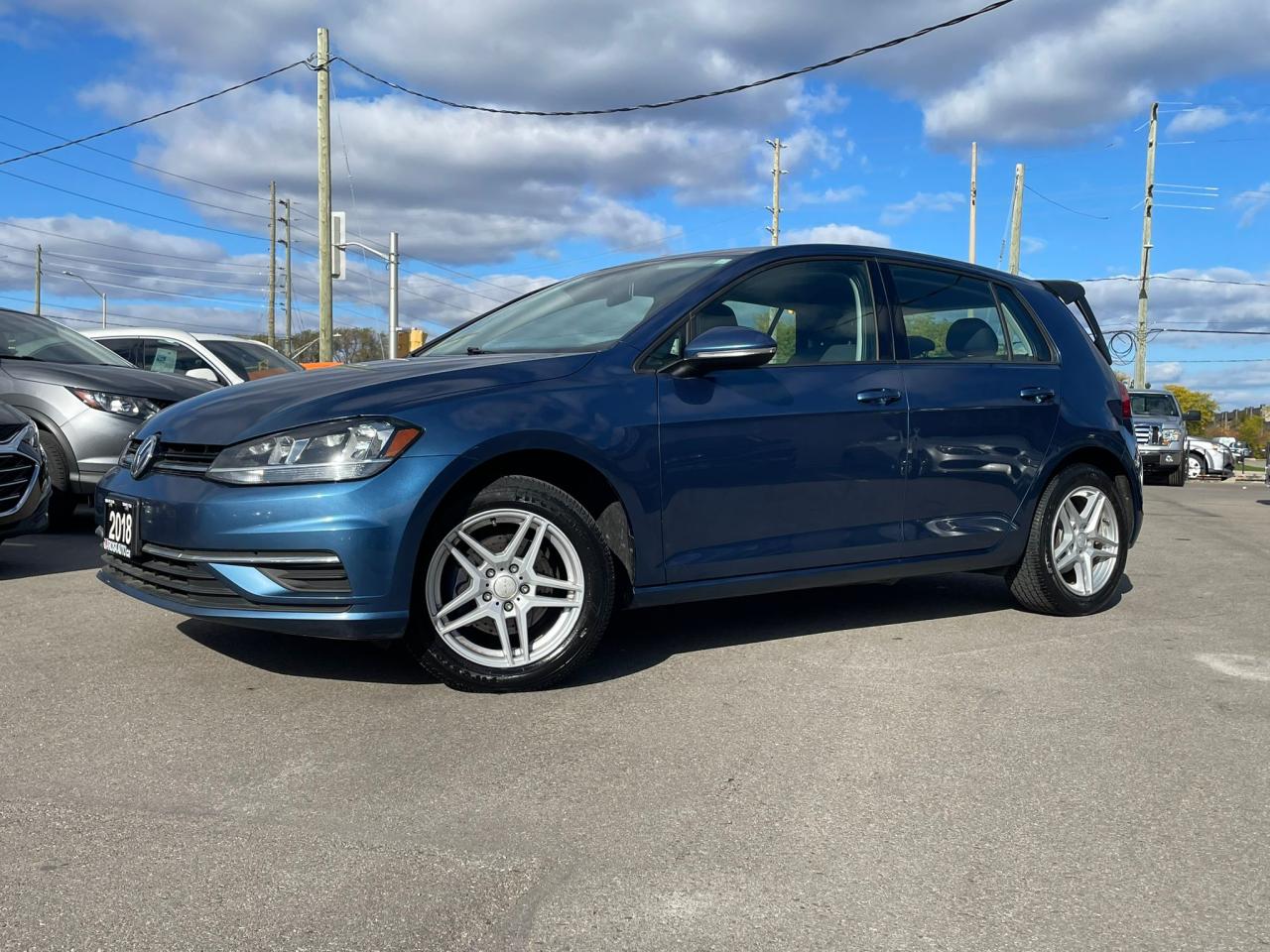 Used 2018 Volkswagen Golf Trendline + 5-door Auto NO ACCIDENT LOW KM B-TOOTH for sale in Oakville, ON