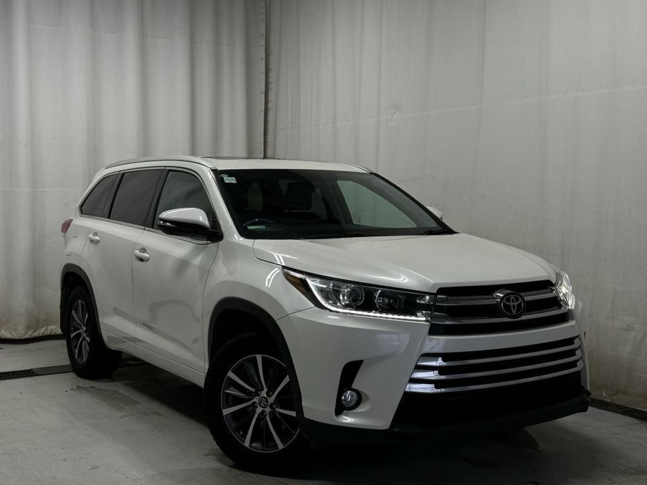 Used 2018 Toyota Highlander XLE for sale in Sherwood Park, AB