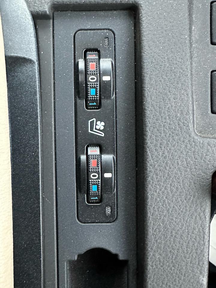 1736459935