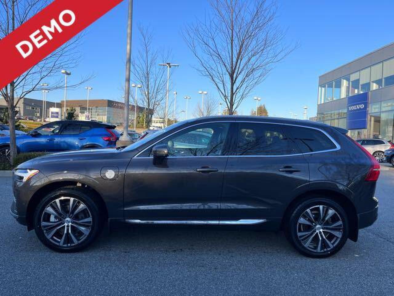 New 2022 Volvo XC60 Recharge T8 eAWD PHEV Inscription -Ltd Avail- for sale in Surrey, BC