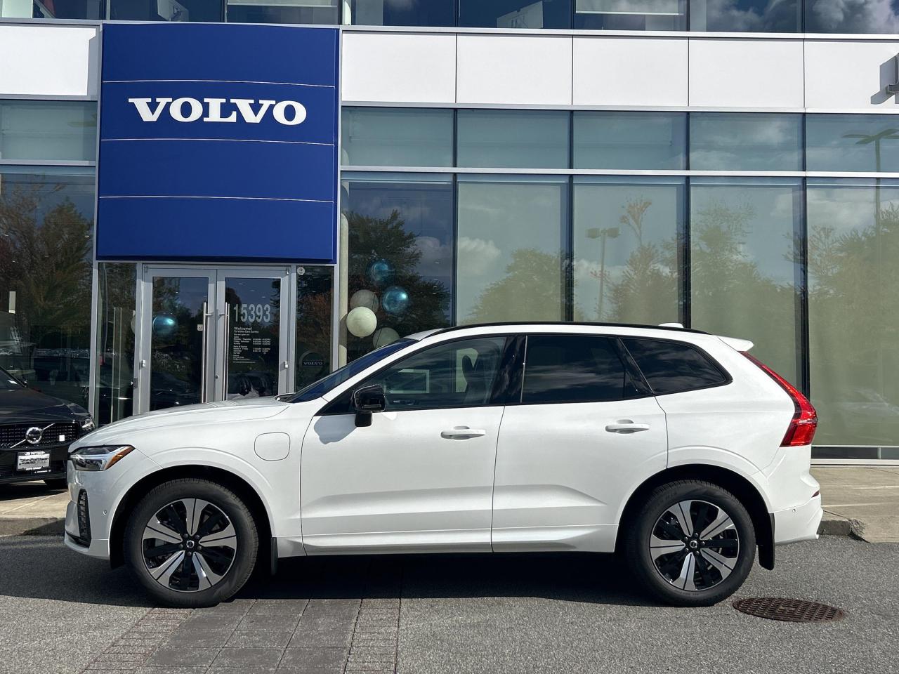 New 2025 Volvo XC60 Plug-In Hybrid T8 AWD Plus Dark Theme for sale in Surrey, BC