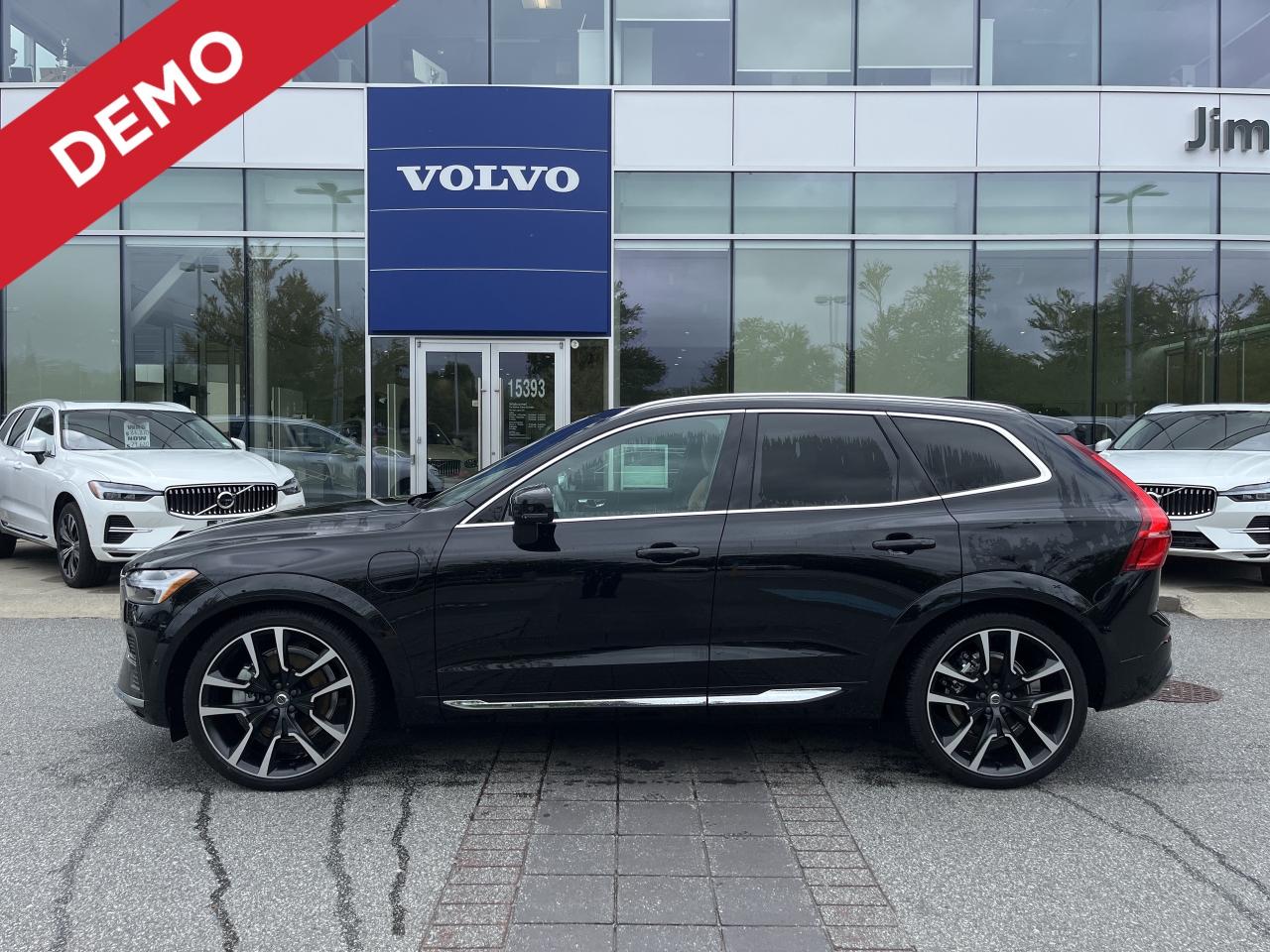 Used 2023 Volvo XC60 Recharge T8 eAWD PHEV Ultimate Bright Theme for sale in Surrey, BC