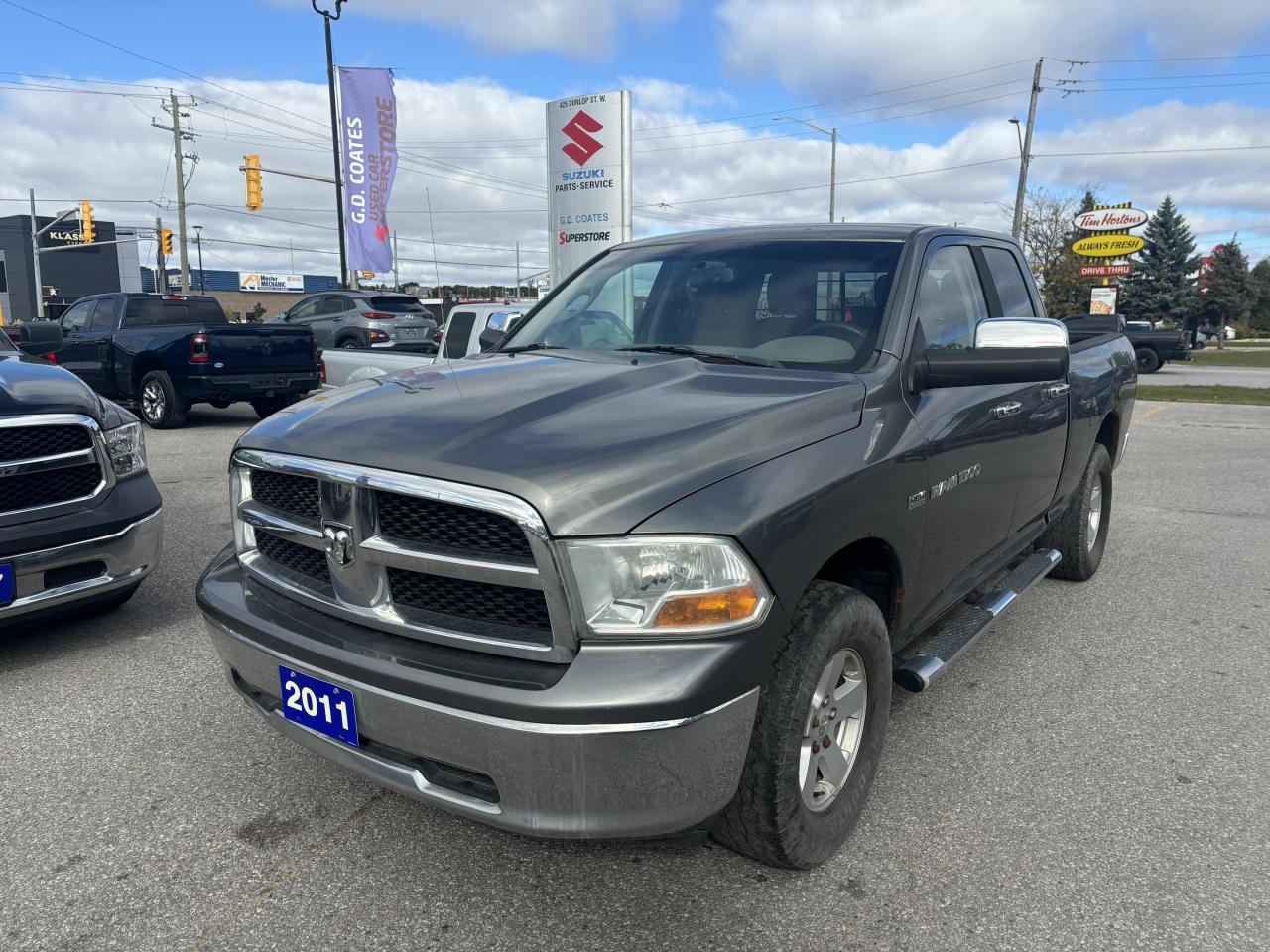 Used 2011 RAM 1500 SLT QUAD CAB 4X4 for sale in Barrie, ON