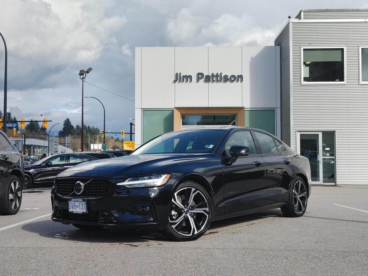 Used 2023 Volvo S60 Plus Dark Theme - MGR SPECIAL/SAVE $15,575!! for sale in North Vancouver, BC