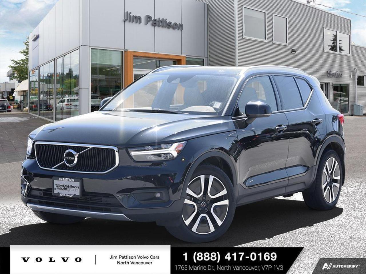 Used 2021 Volvo XC40 T5 AWD Momentum - LOCAL/ONE OWNER/WELL KEPT for sale in North Vancouver, BC