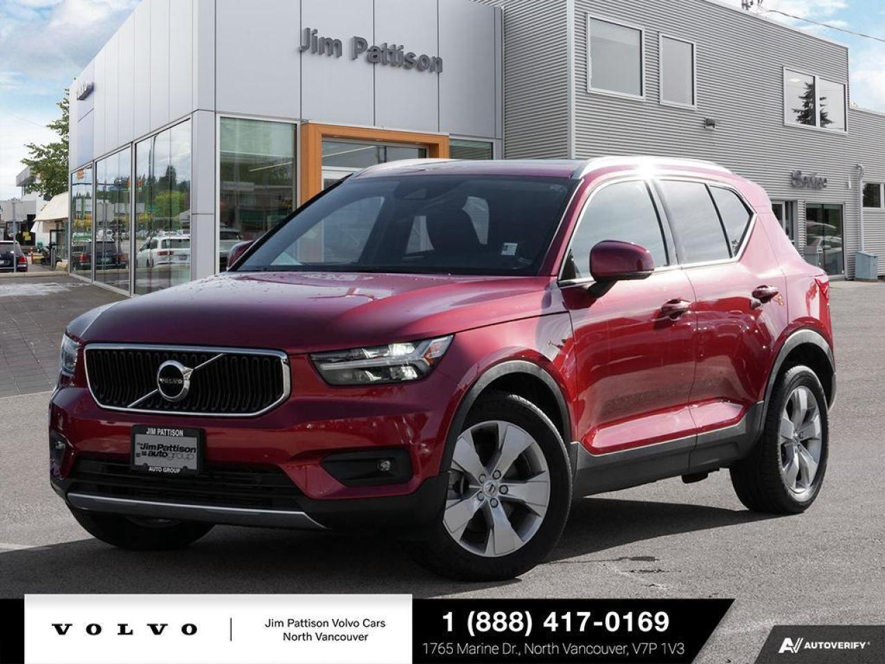 Used 2020 Volvo XC40 T5 AWD Momentum - NO ACCIDENTS/LOCAL/ONE OWNER for sale in North Vancouver, BC