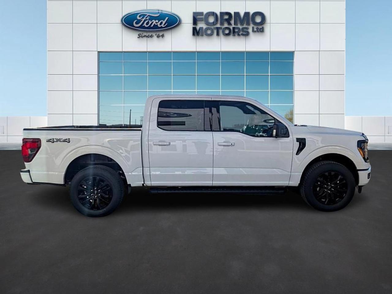 2024 Ford F-150 XLT Photo4