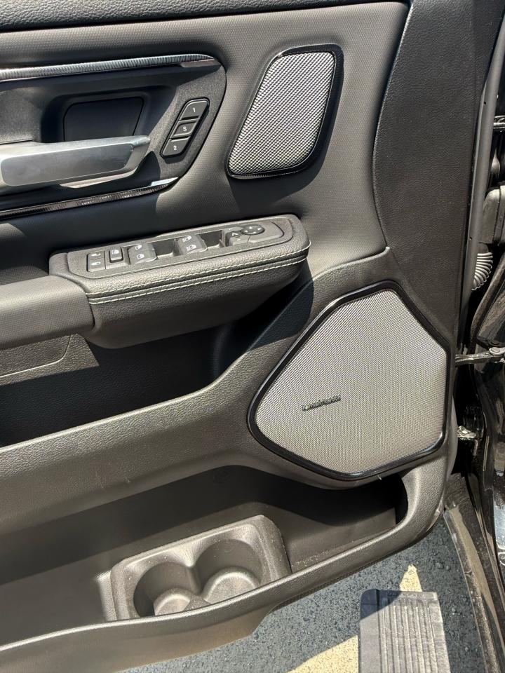 2025 RAM 1500 SPORT 4X4 CREW CAB 5'7" BOX Photo41