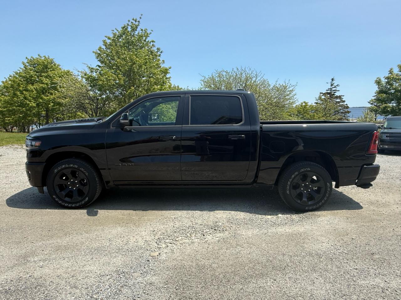 2025 RAM 1500 SPORT 4X4 CREW CAB 5'7" BOX Photo36
